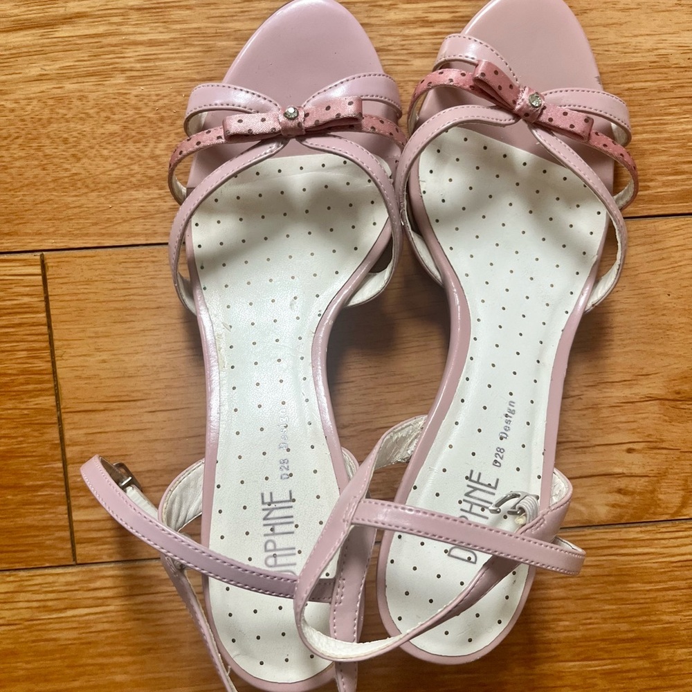 Pink y2k kitten heels